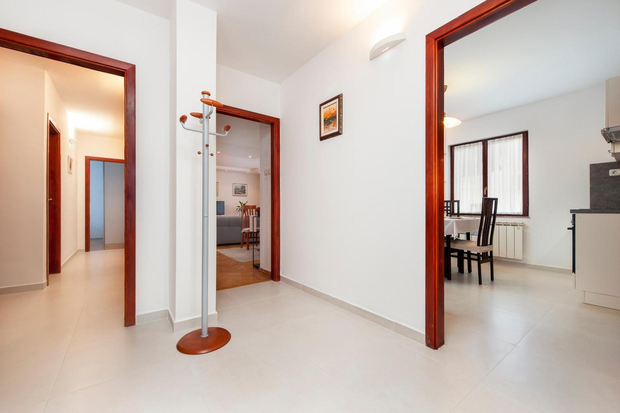 Apartments Carmelo Ровінь Екстер'єр фото
